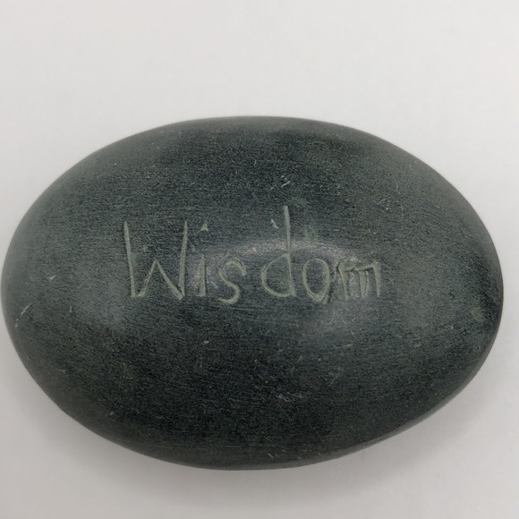Strength - wisdom - hope - inspiration smooth grey stones - Picture 4 of 8